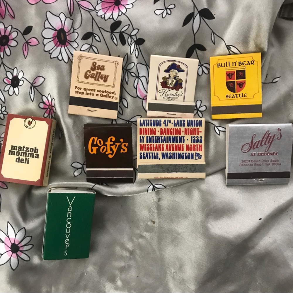 Vintage Collectible Matchbook lot
